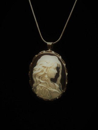 Cameo Brooch / Pendant