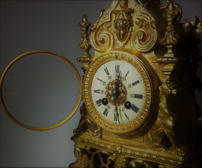 Mantel French Clock gilt-bronze