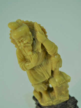 Jade Sculpture