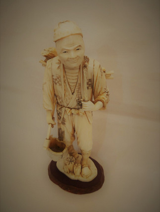 Antique Ivory Lumberjack