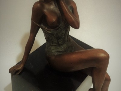 Sitting Nude Female Sculpture