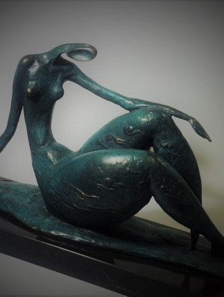 Sitting Abstract Nude Lady Bronze