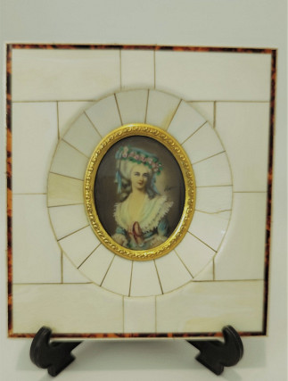 Ivory Miniature