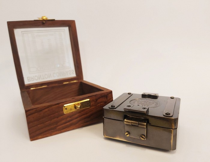 Antique Compass with box | Antik Spalato Shop