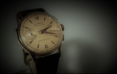 OLYMPIC Vintage Ancre 17 Rubis Antimagnetic