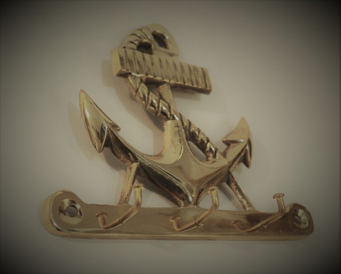 Anchor keys holder