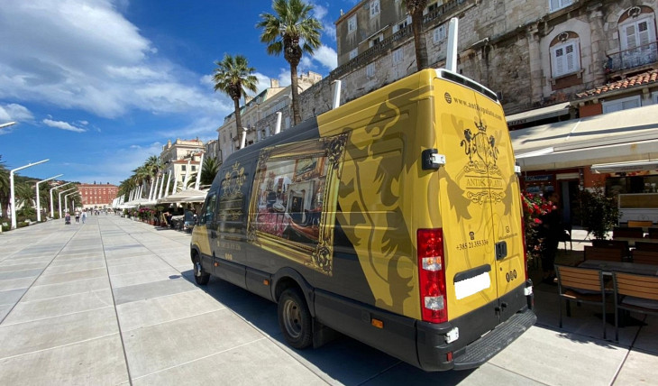 Antik Spalato Delivery Vehicle