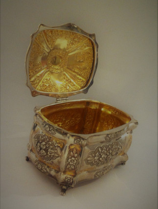 Etrog Box Silver