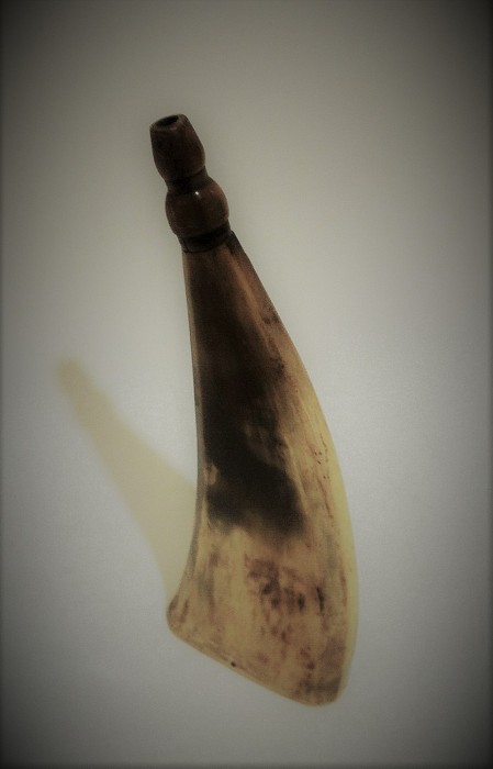 Powder Flask Horn